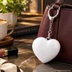 White heart-shaped purse light with automatic sensor
